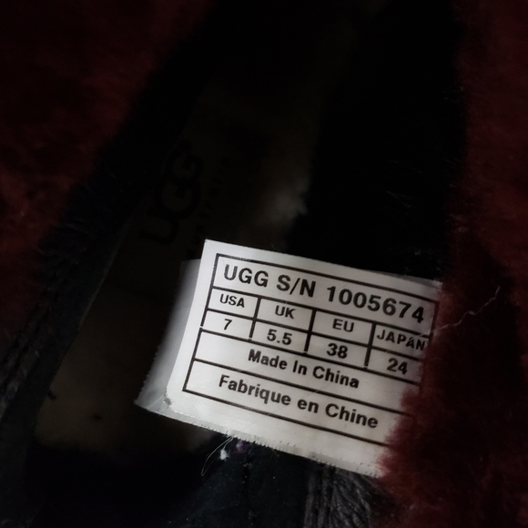 Ugg Inez Sherling Ankle Cuff Leather Boots in Black and Oxford Red Size 7 - Picture 13 of 14